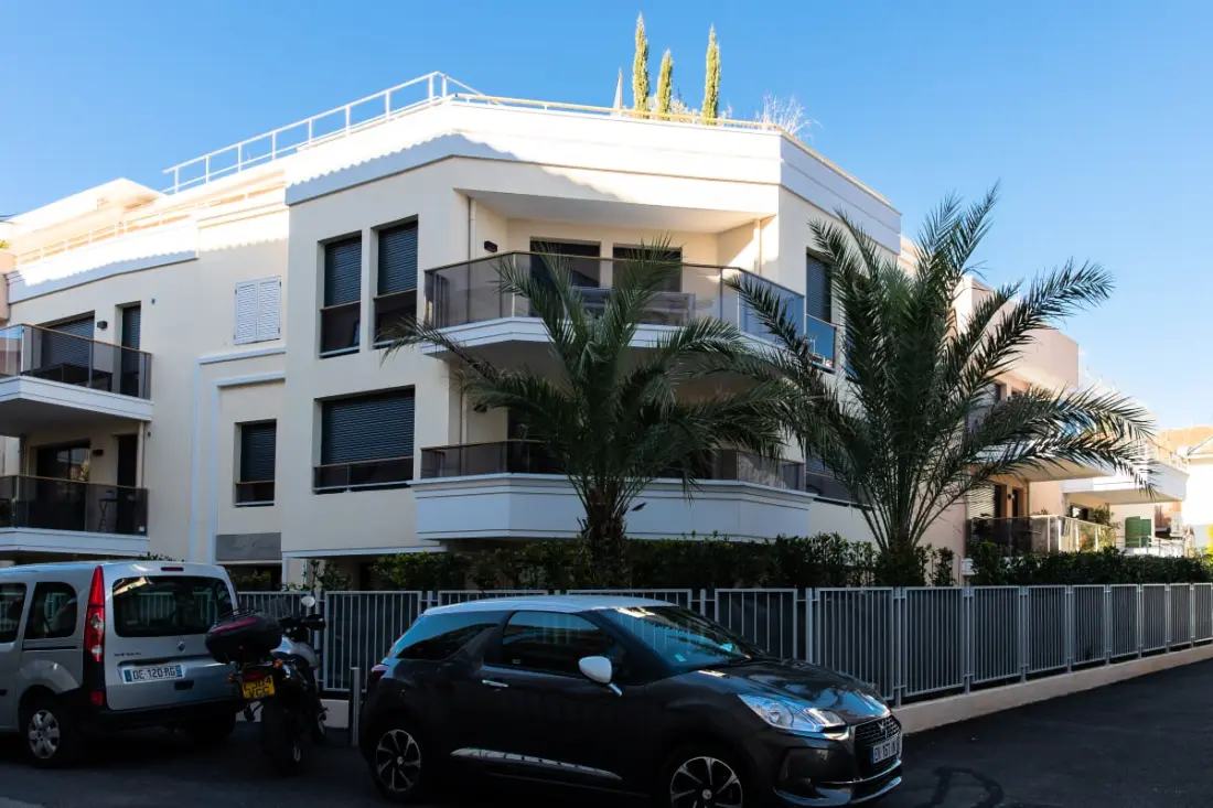 3p rezidencia kerttel és medencével Palm Beach szívében
