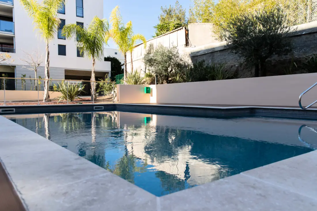 3p rezidencia kerttel és medencével Palm Beach szívében