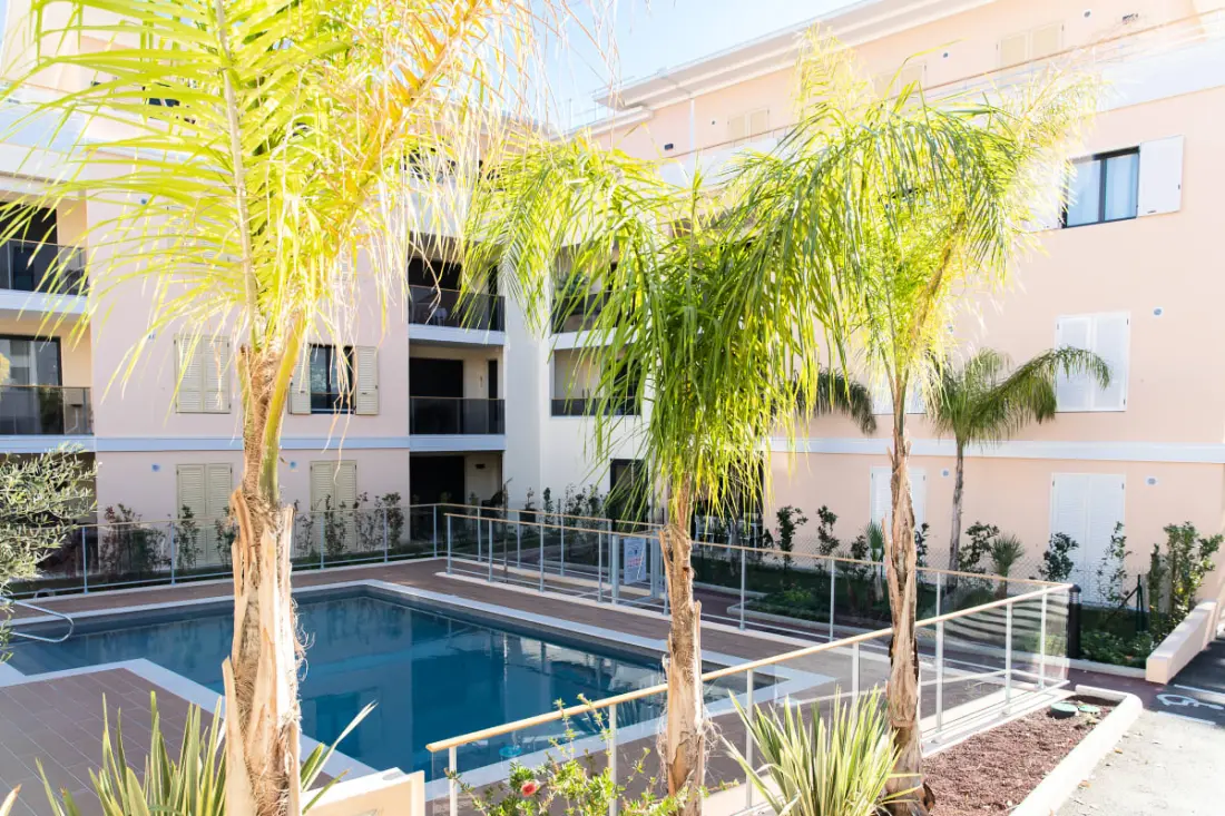 3p rezidencia kerttel és medencével Palm Beach szívében