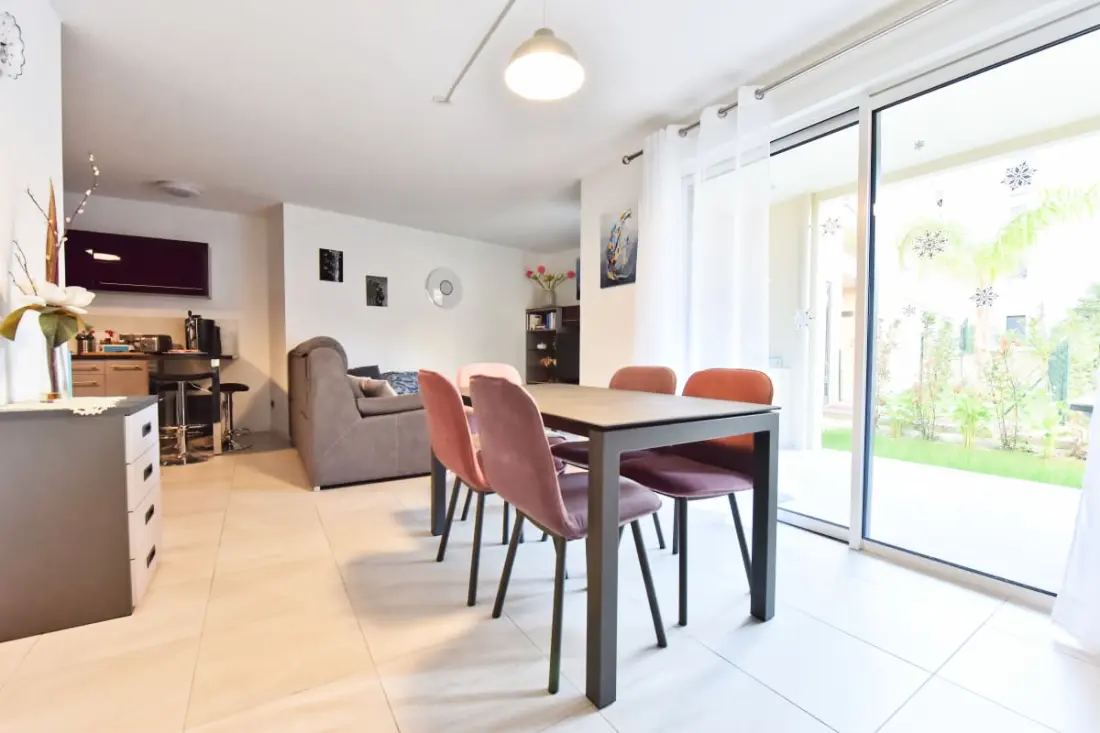 3p rezidencia terasz és medence Palm Beach szívében