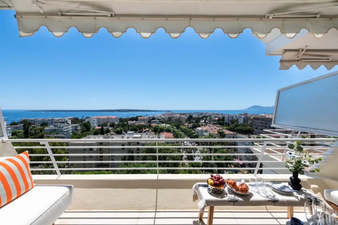 Residence 3p Terrace Sea View – Residence De Standing