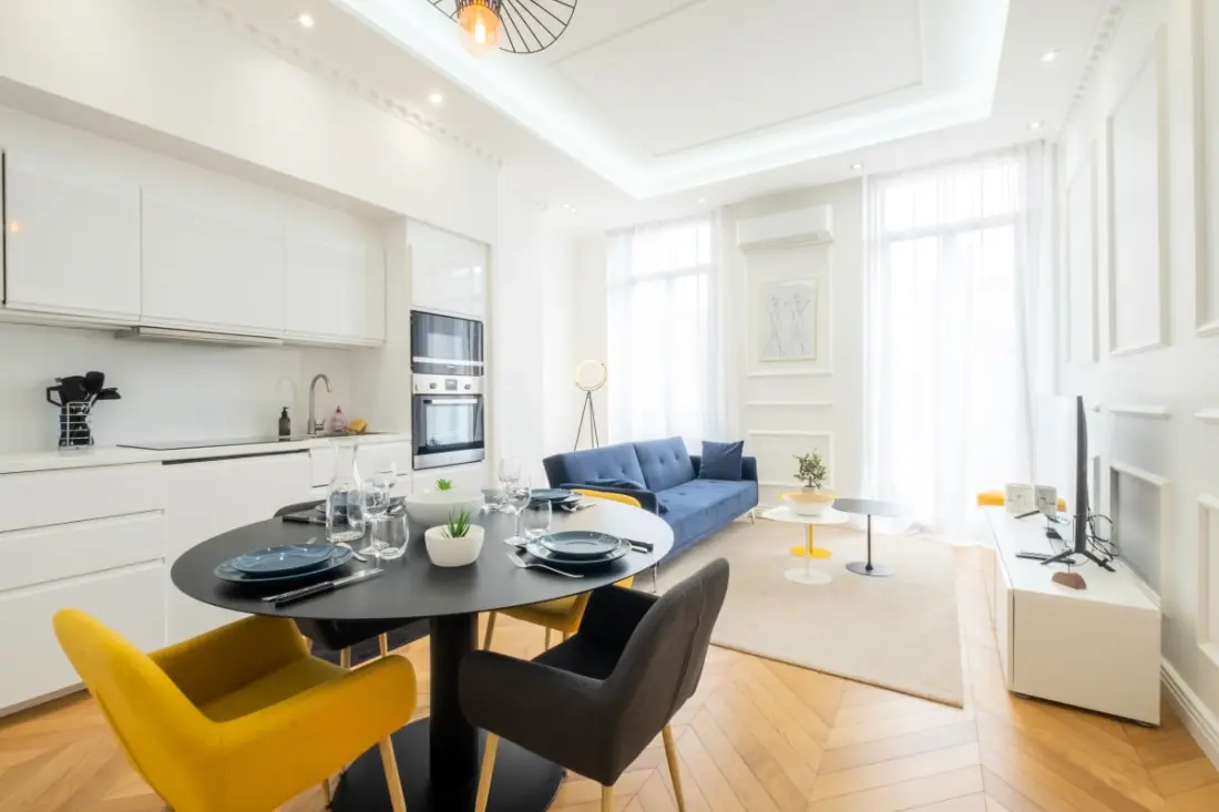 Residence 4p A városközpont szívében - 5 Min paloták és strandok