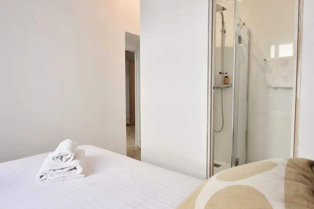 4p Modern lakóhely A városközpontban, 5min Palace & Beaches!