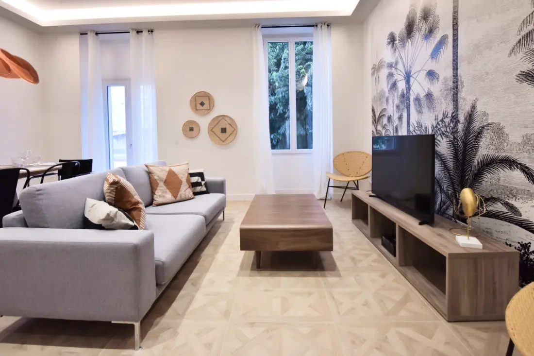 4p Modern lakóhely A városközpontban, 5min Palace & Beaches!
