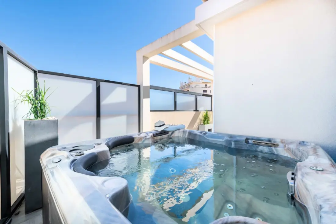 4p Rooftop lakóhely Jacuzzi & Parking, Cannes