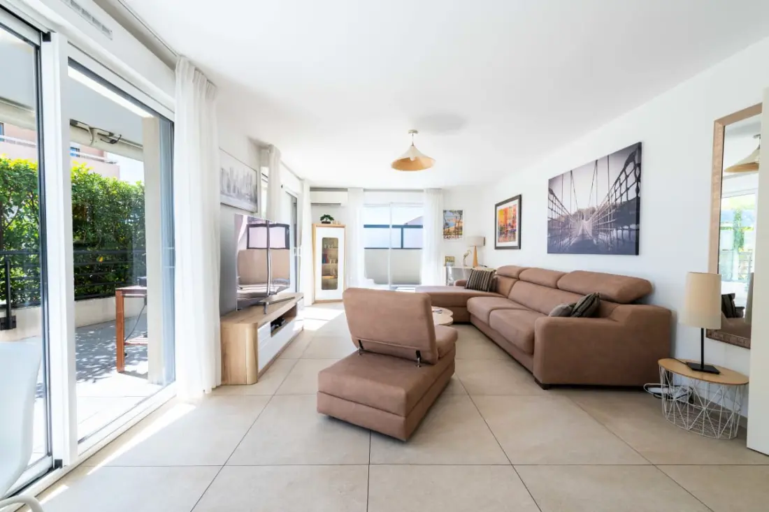 4p Rooftop lakóhely Jacuzzi & Parking, Cannes