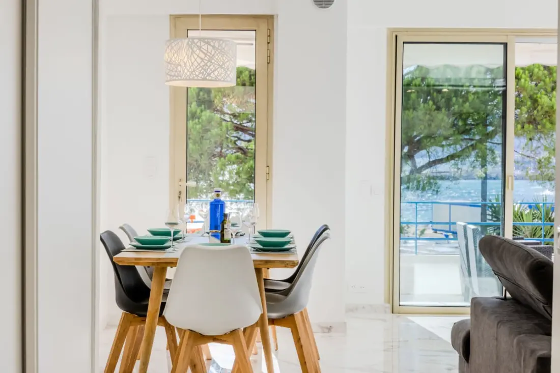 Rezidencia 90m2 Sur La Croisette terasszal és tengeri kilátással