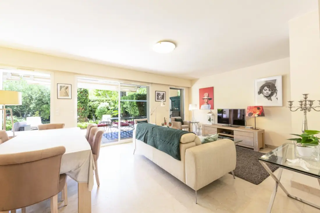 Residence apartman 2 hálószobával / 2 fürdőszobával/kétágyas terasszal kerttel