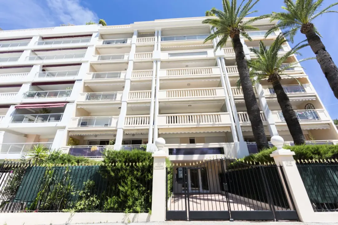 Residence apartman 2 hálószobával / 2 fürdőszobával/kétágyas terasszal kerttel