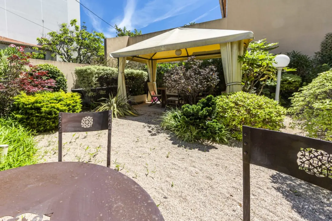 Residence apartman 2 hálószobával / 2 fürdőszobával/kétágyas terasszal kerttel