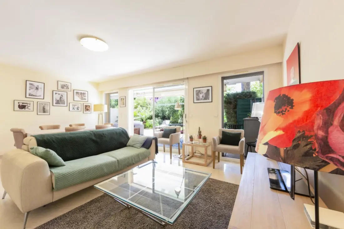 Residence apartman 2 hálószobával / 2 fürdőszobával/kétágyas terasszal kerttel