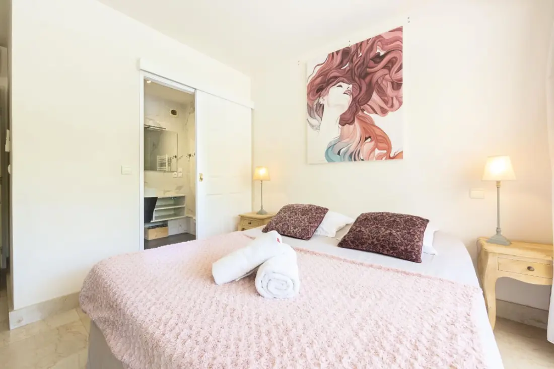 Residence apartman 2 hálószobával / 2 fürdőszobával/kétágyas terasszal kerttel