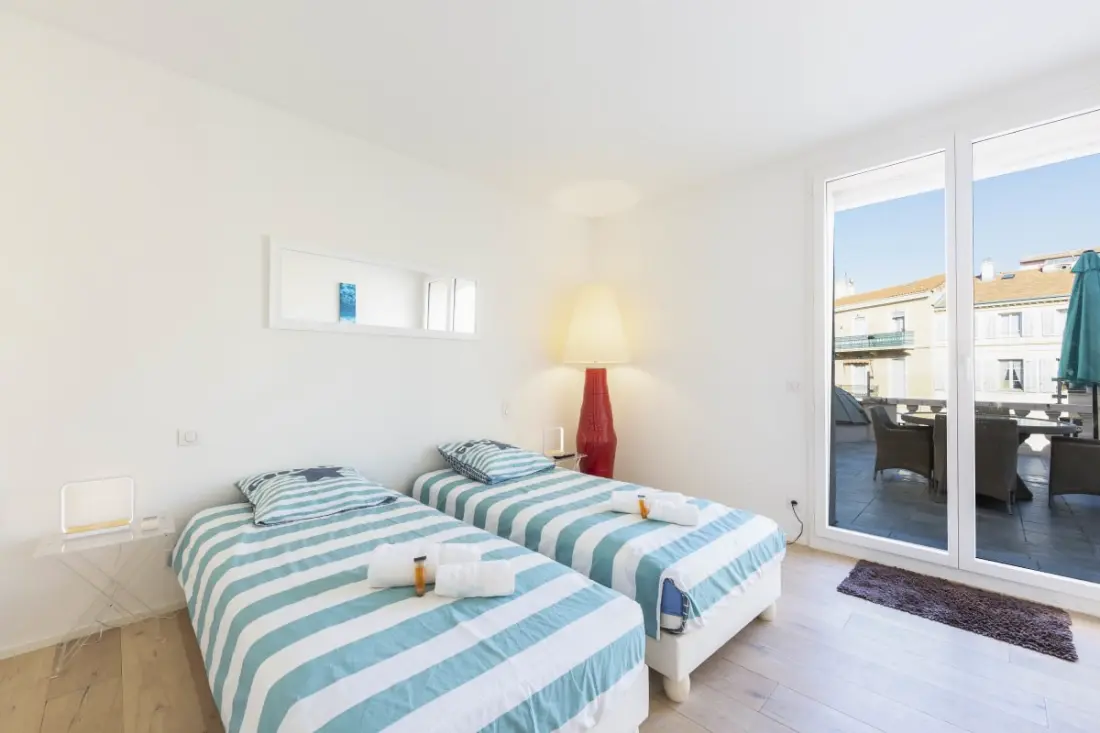 Residence Apartment 3 Bedrooms 125 M2 With Exceptional View Facing La Mer