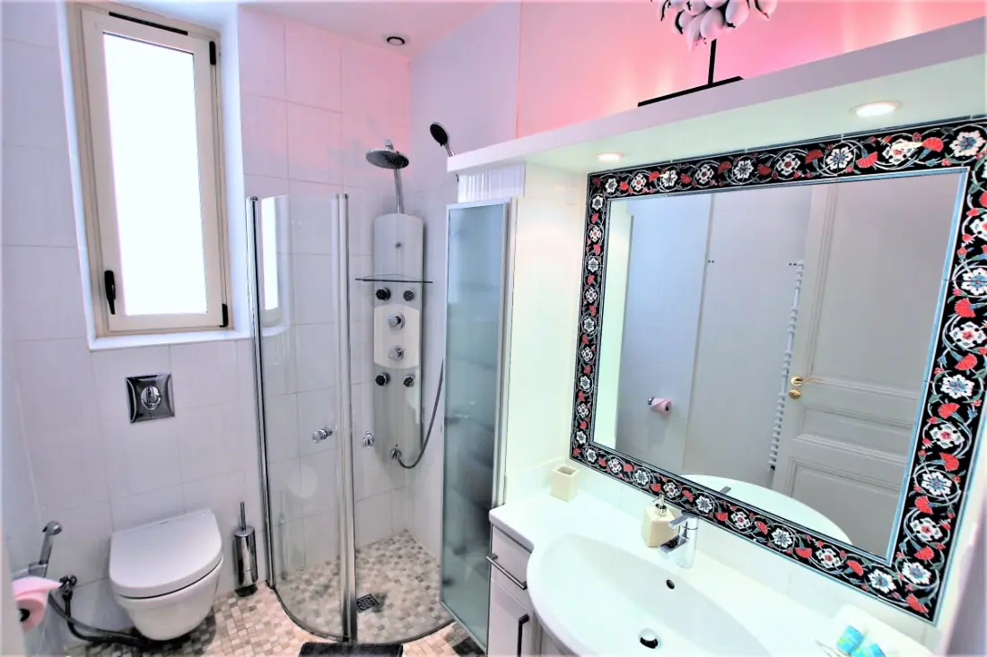 Residence Apartment 4 hálószobák, 130 M2 Teljesen felszerelt Sea View