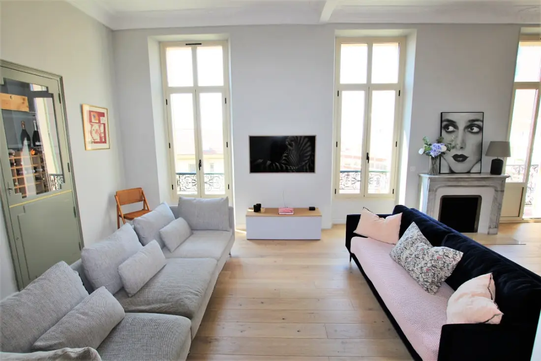 Residence Apartment 4 hálószobák, 130 M2 Teljesen felszerelt Sea View