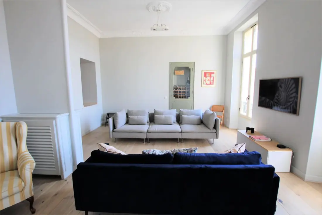 Residence Apartment 4 hálószobák, 130 M2 Teljesen felszerelt Sea View