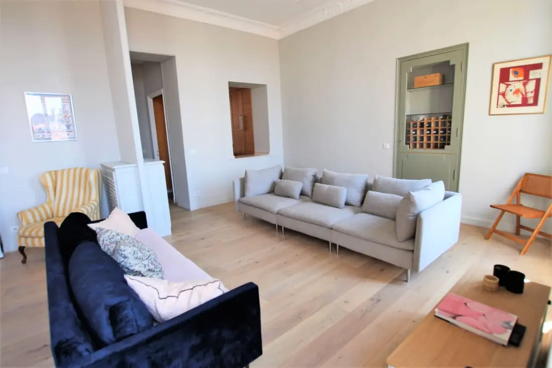 Residence Apartment 4 hálószobák, 130 M2 Teljesen felszerelt Sea View