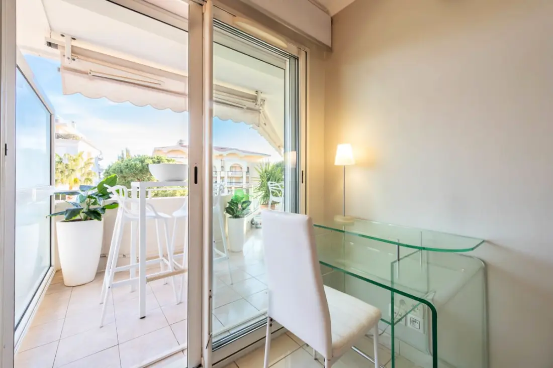 Rezidencia apartman 4p Terrace, tengeri kilátás és úszómedence
