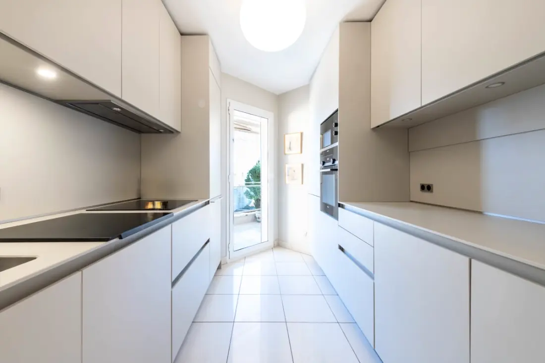 Rezidencia apartman 4p Terrace, tengeri kilátás és úszómedence