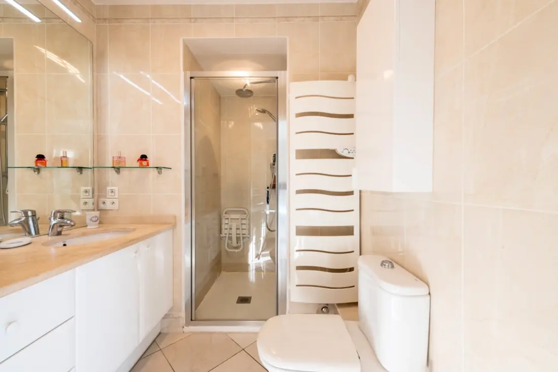 Rezidencia apartman 4p Terrace, tengeri kilátás és úszómedence