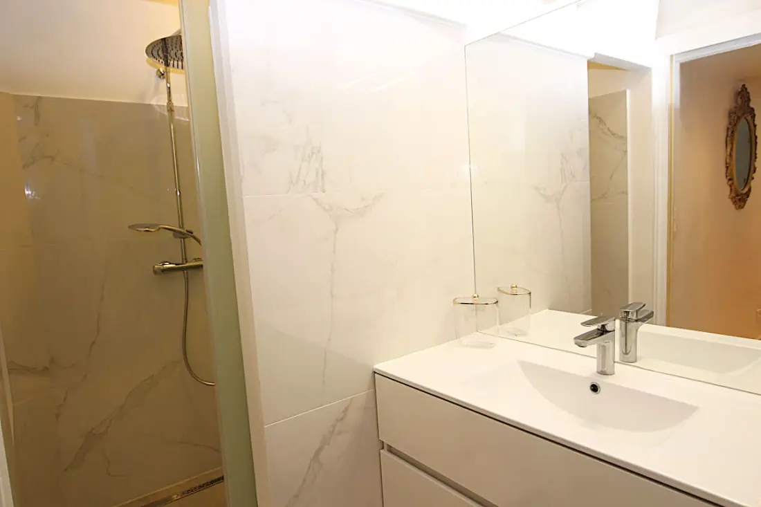 Residence Apartment 65 M2 Chic Et Moderne- Cannes Center- 1 Hálószoba+1 Mezzanine