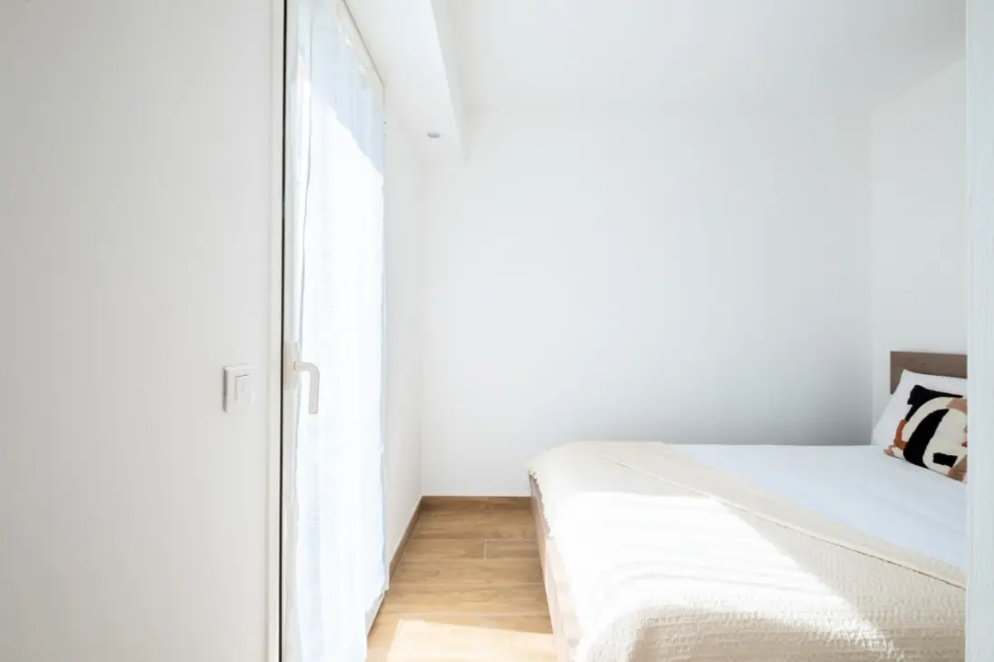 Rezidencia apartman úszó medence lakóhellyel