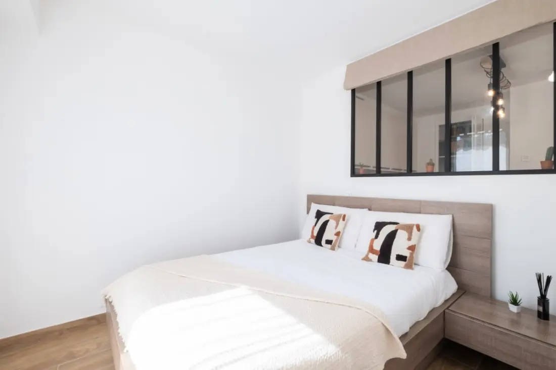 Rezidencia apartman úszó medence lakóhellyel