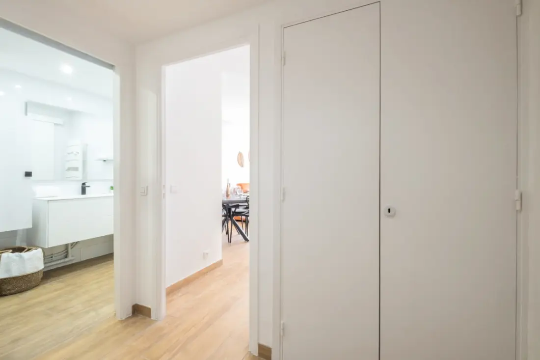Rezidencia apartman úszó medence lakóhellyel