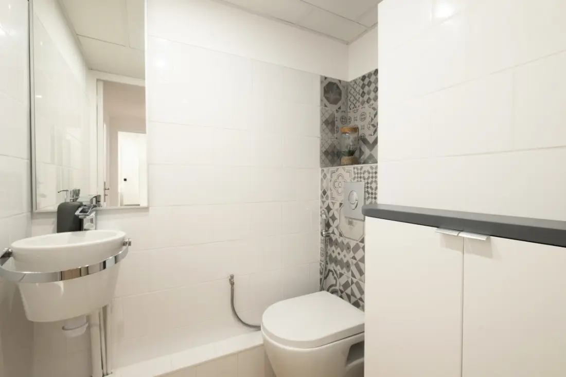 Rezidencia apartman úszó medence lakóhellyel