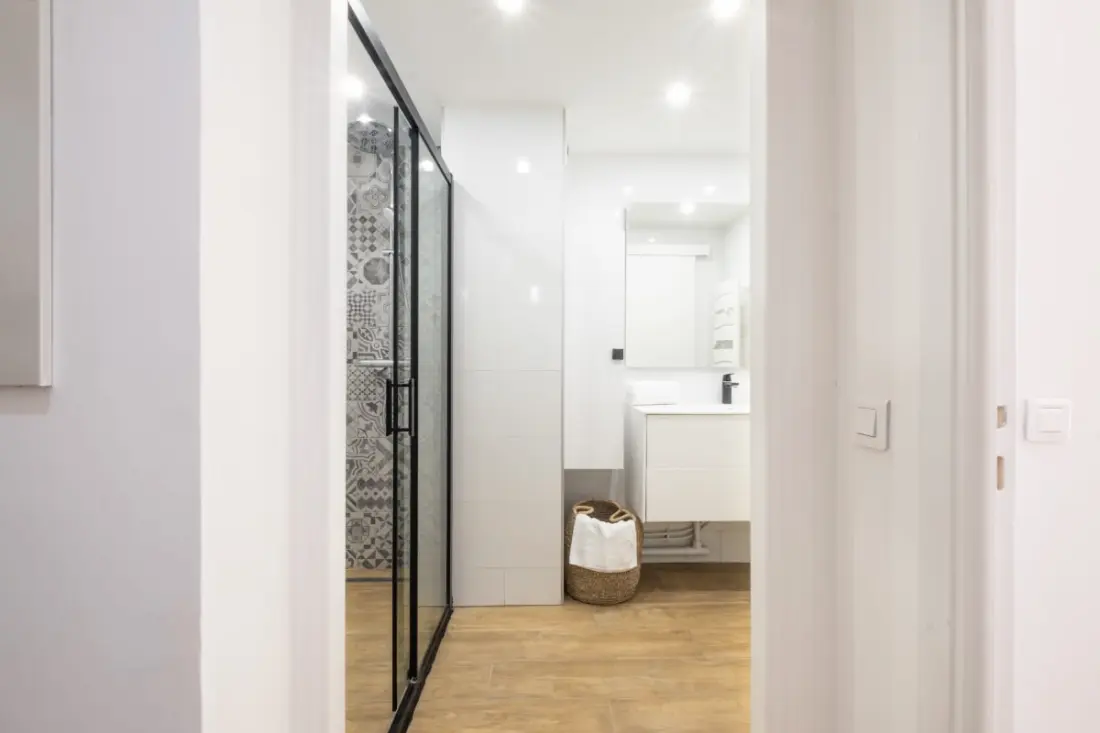 Rezidencia apartman úszó medence lakóhellyel