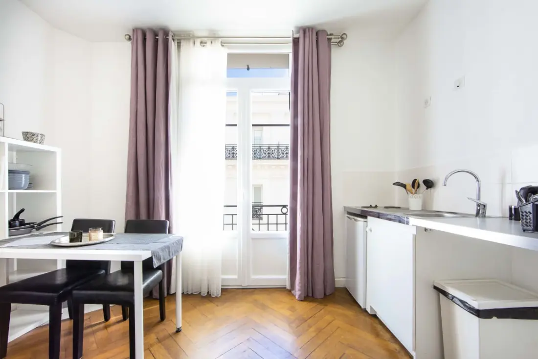 Residence Kényelmes lakás 27 M2 En Pleine Rue D'antibes Et Croisette