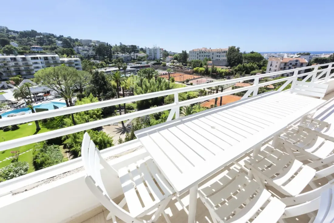 Lakás 3 szoba Teljesen felszerelt 105 M2 Sea és Hill View