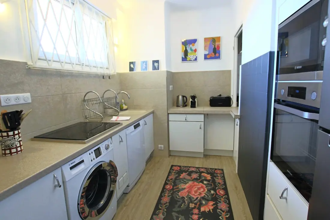Lakás 3 szoba Teljesen felszerelt 105 M2 Sea és Hill View