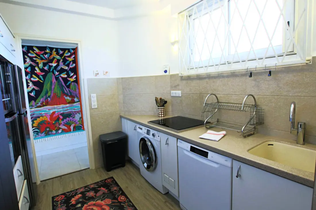 Lakás 3 szoba Teljesen felszerelt 105 M2 Sea és Hill View