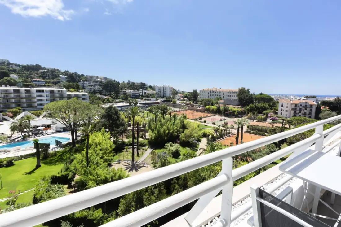 Residence Apartman Teljesen felszerelt 47 m2 Degagée View on Hills.