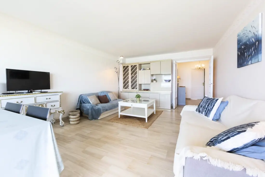 Residence Appartement équipé De 70 M2 Face à La Mer in Le Quartier Du Palm Beach