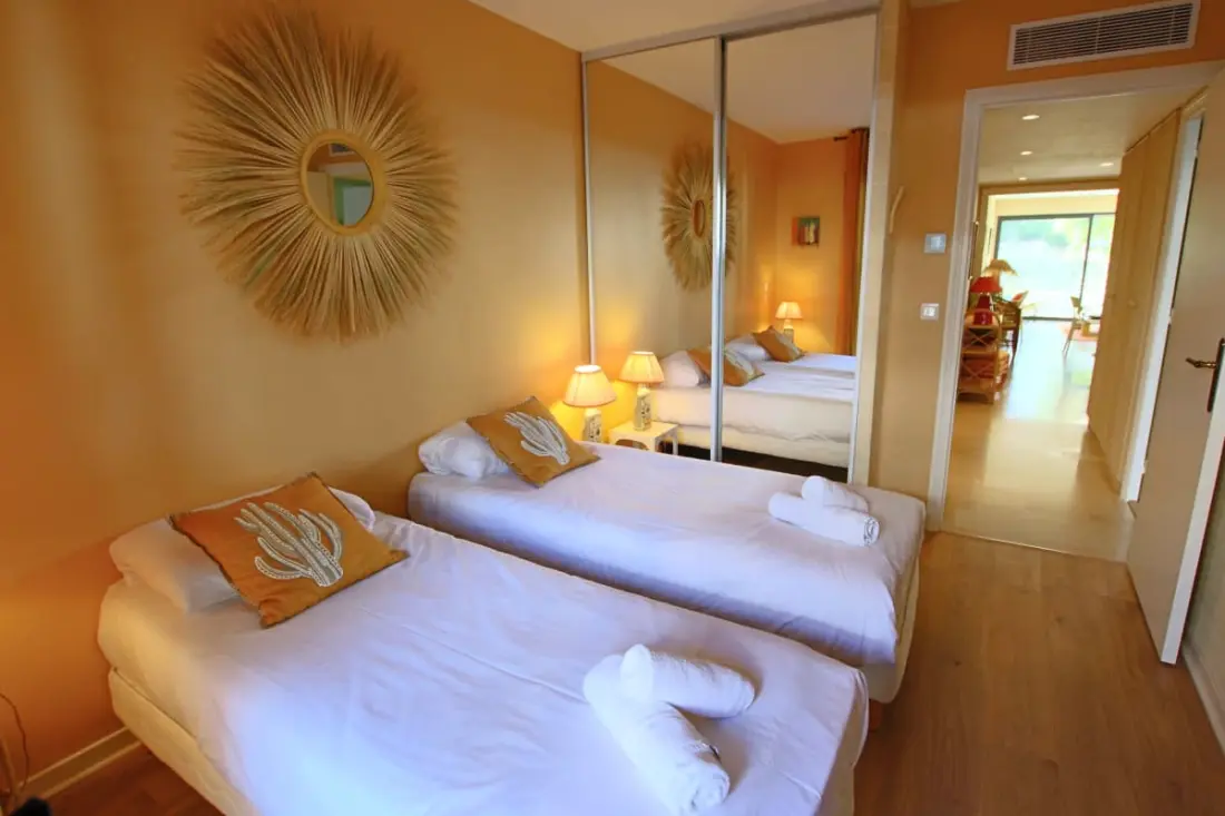 Residence Air-Conditioned Apartman, 2 hálószoba és fürdőszoba La Décoration finomított