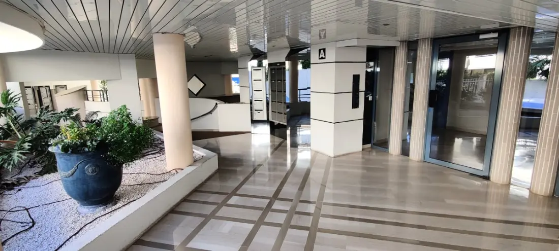 Residence Air-Conditioned Apartman, 2 hálószoba és fürdőszoba La Décoration finomított