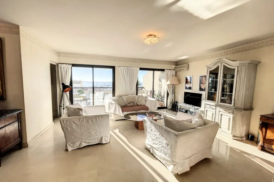 4 pcs Terrace Panoramic Sea View Bay Cannes a lábad Olam tulajdonságai
