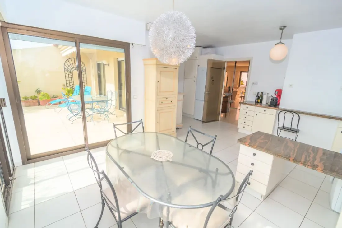 4 pcs Terrace Panoramic Sea View Bay Cannes a lábad Olam tulajdonságai