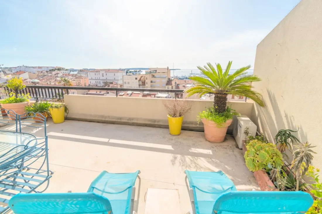 4 pcs Terrace Panoramic Sea View Bay Cannes a lábad Olam tulajdonságai