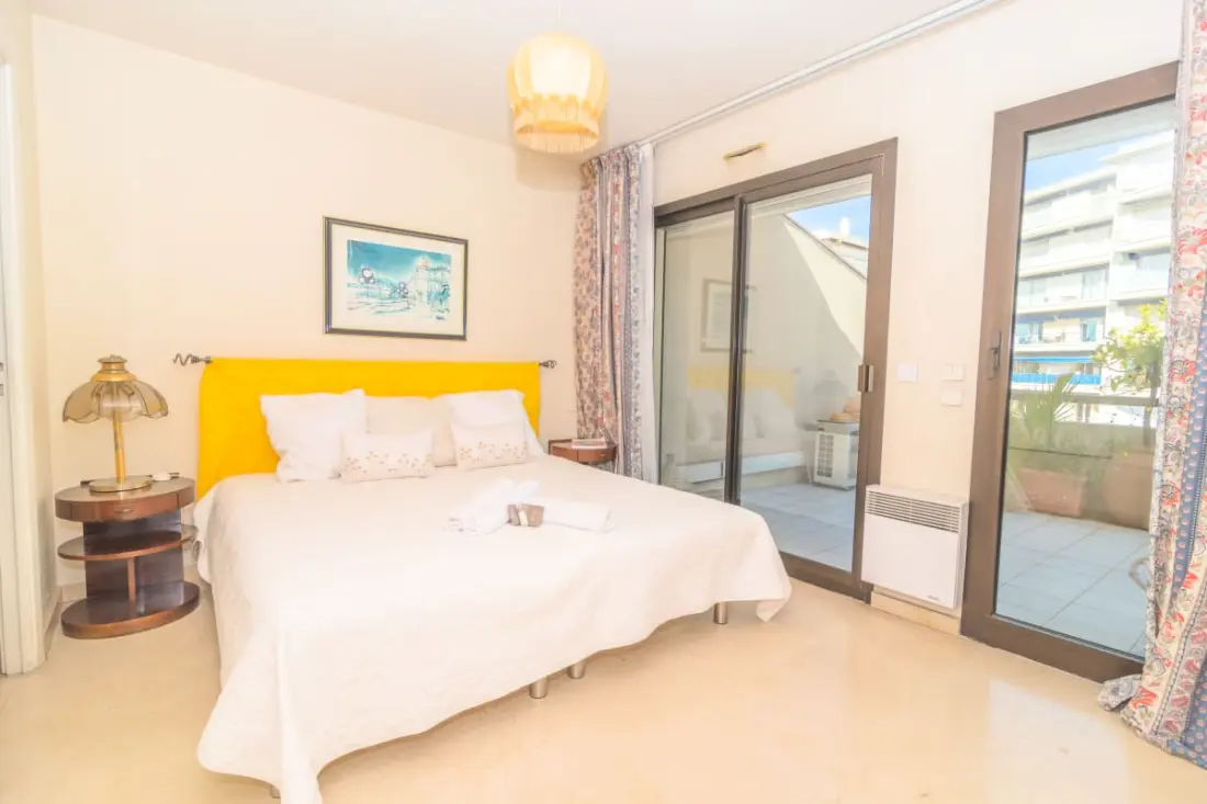 4 pcs Terrace Panoramic Sea View Bay Cannes a lábad Olam tulajdonságai