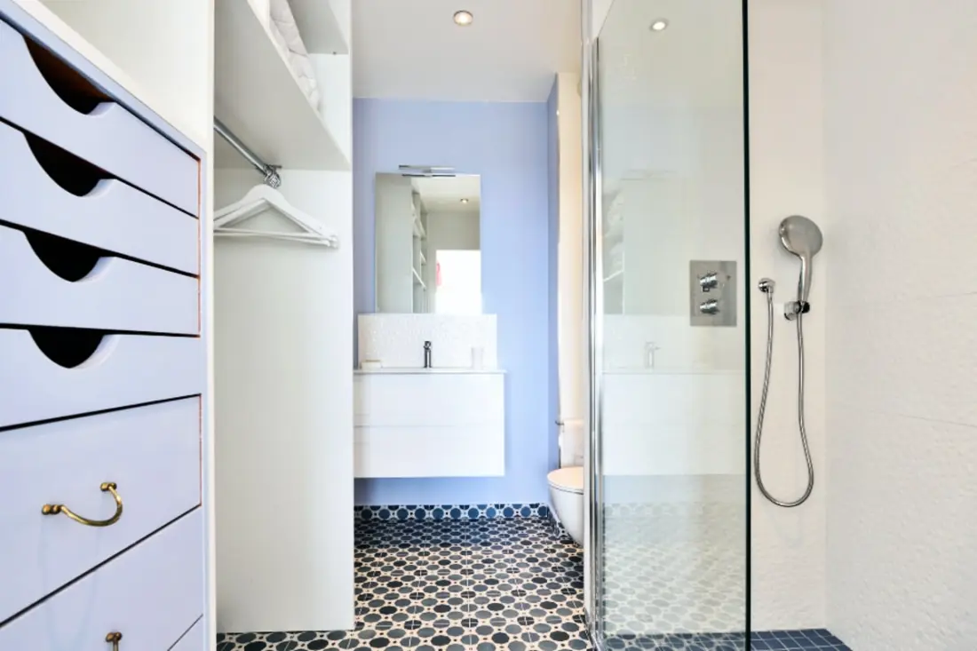 Gyönyörű légkondicionált apartman úszómedencével Sea View