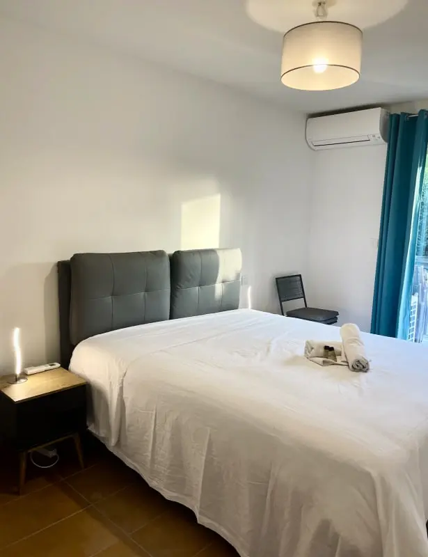 Residence Oxford Gyönyörű 2 szoba egy új épületben a medencével parkolóval