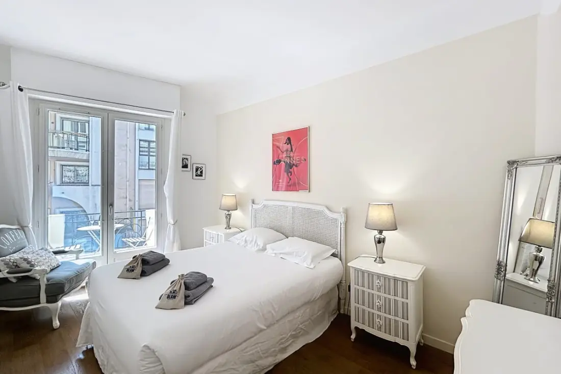 Gold Square Cosy 2 Pcs Balcony 2/3 Pers Croisette Palais 2 Mn Olam tulajdonságok