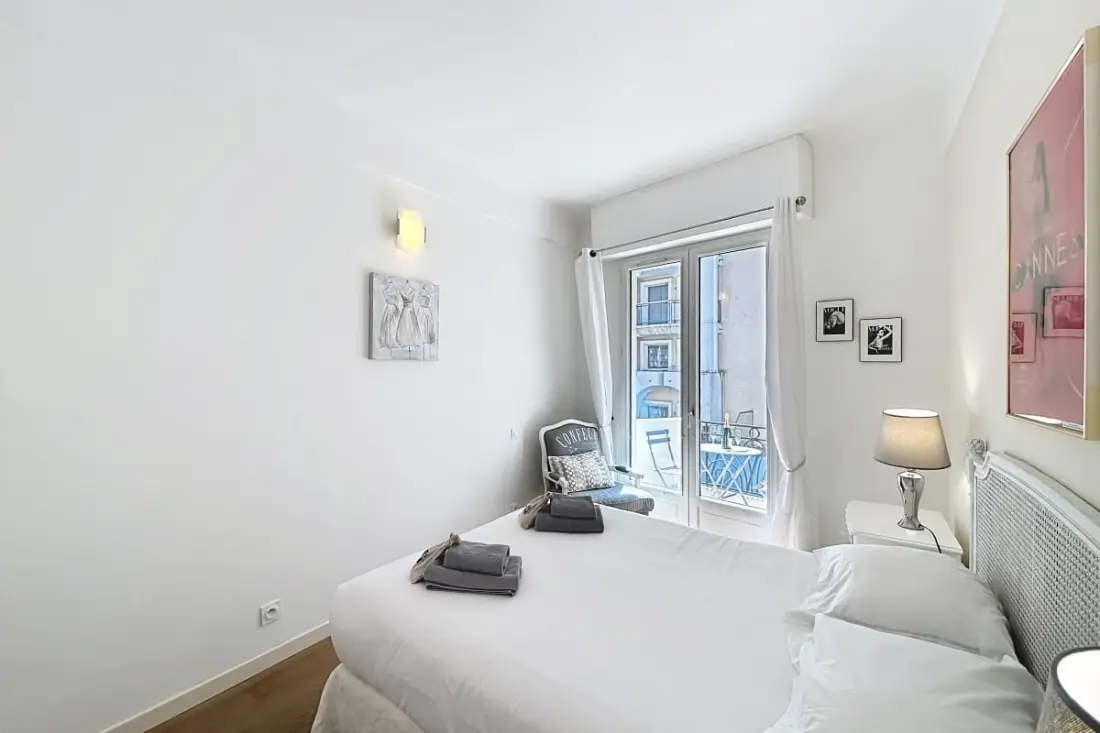 Gold Square Cosy 2 Pcs Balcony 2/3 Pers Croisette Palais 2 Mn Olam tulajdonságok