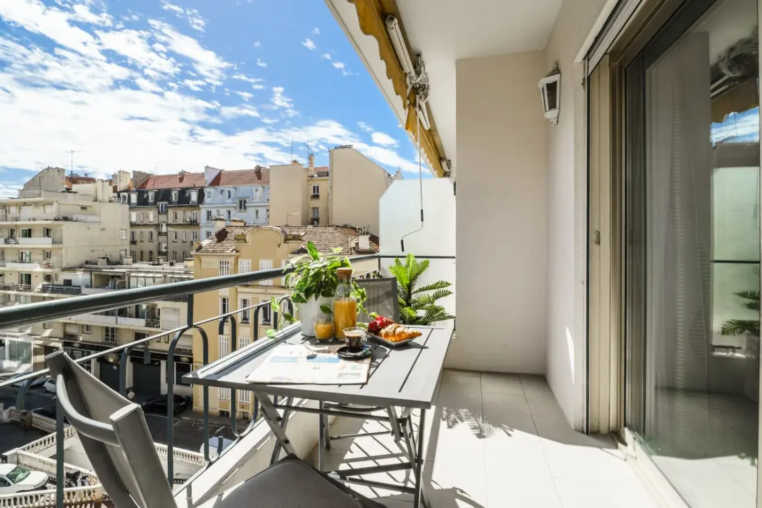 Residence Centre Ville De Cannes, 2p modern terasz