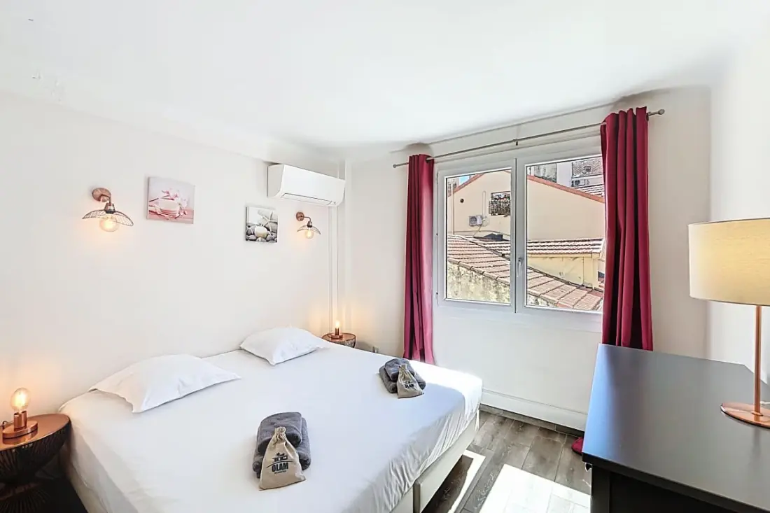 4 darab - Modern Luminous Croisette 1 Mn, Coeur De Cannes Olam tulajdonságok