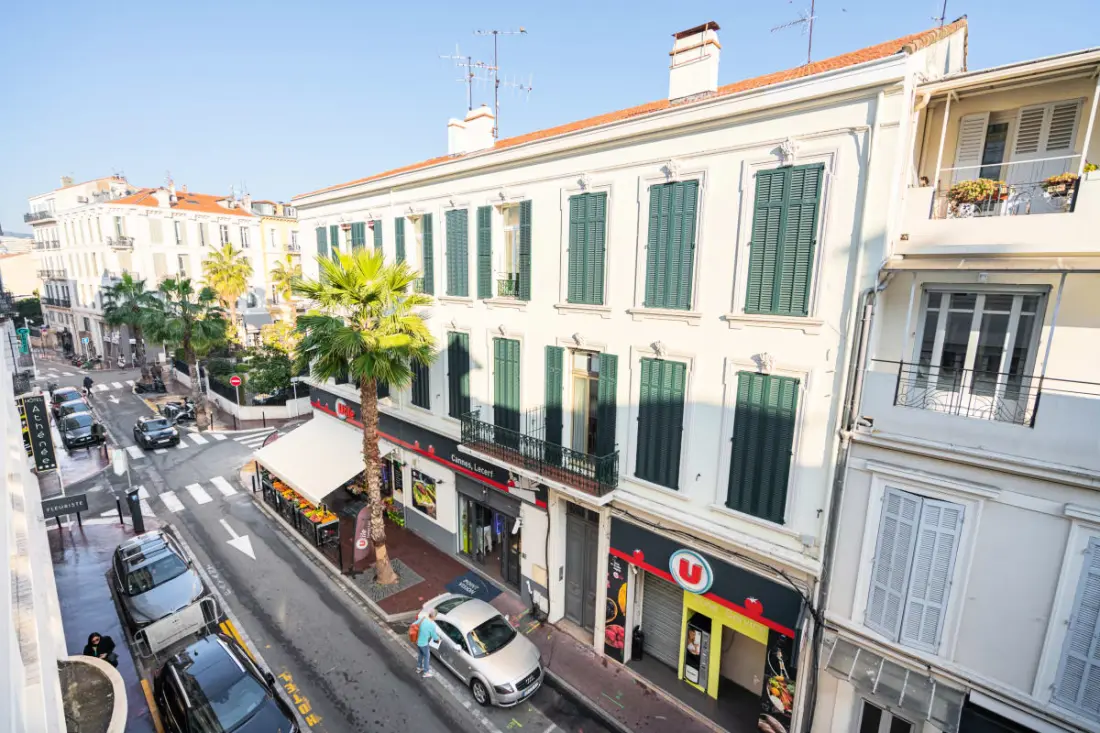 4 darab - Modern Luminous Croisette 1 Mn, Coeur De Cannes Olam tulajdonságok