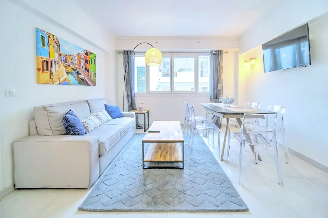 4 darab - Modern Luminous Croisette 1 Mn, Coeur De Cannes Olam tulajdonságok